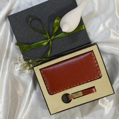 ست هدیه مدیریتی کد R7101765